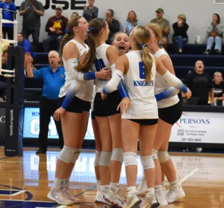 Knights serve five-set comeback win to Chargers